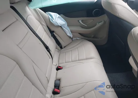 2018 Mercedes-Benz C 300 4Matic from USA, damaged, VIN 55SWF4KBXJU241838